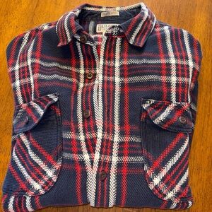 Duluth Trading Co Men's heavyweight blanket Red Plaid shirt never worn